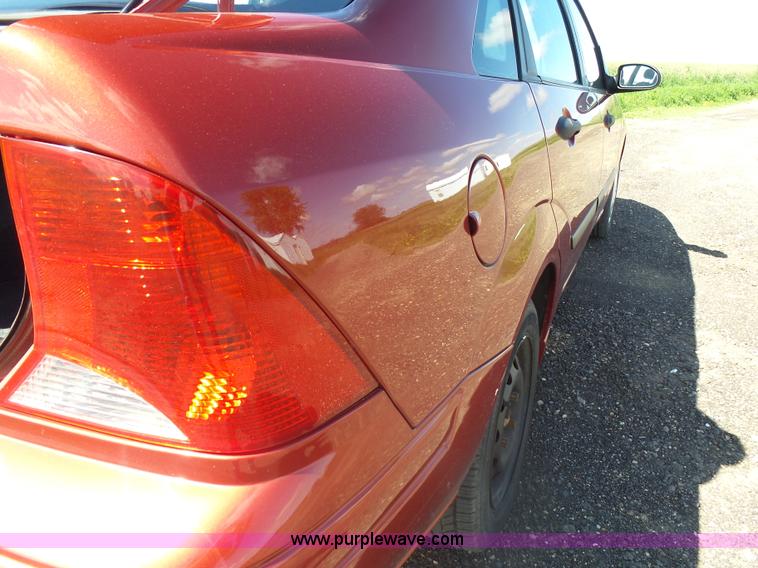 image for item AL9170 2001 Ford Focus