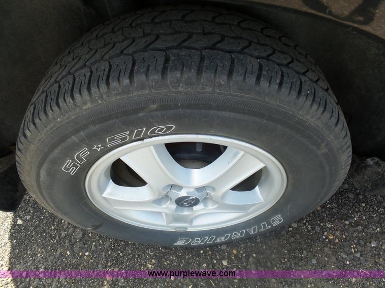 image for item AL9171 2002 Hyundai Santa Fe SUV