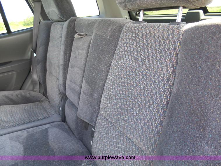 image for item AL9171 2002 Hyundai Santa Fe SUV