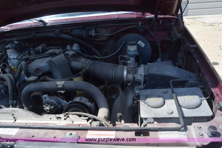 image for item AR9521 1996 Ford F150 pickup truck