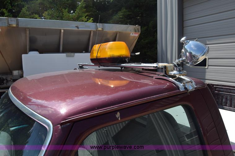 image for item AR9521 1996 Ford F150 pickup truck