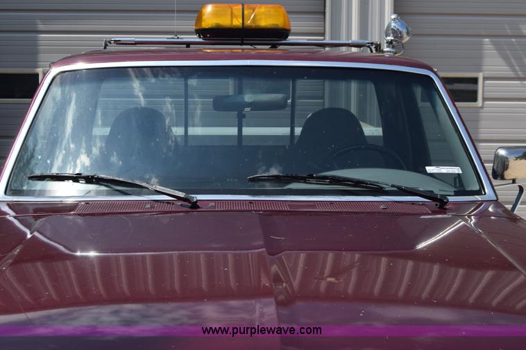 image for item AR9521 1996 Ford F150 pickup truck