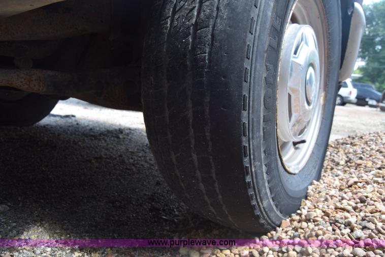 image for item AR9521 1996 Ford F150 pickup truck