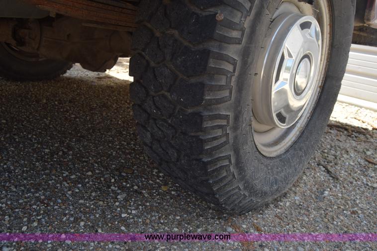 image for item AR9521 1996 Ford F150 pickup truck