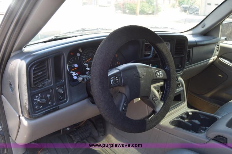 image for item AR9524 2005 Chevrolet Tahoe SUV