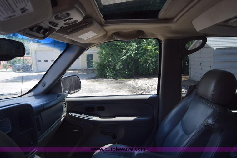 image for item AR9524 2005 Chevrolet Tahoe SUV