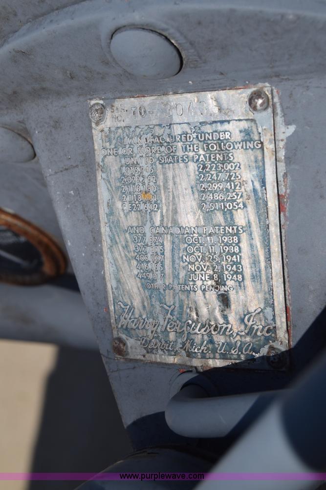 image for item AR9525 1950 Harvey Ferguson tractor