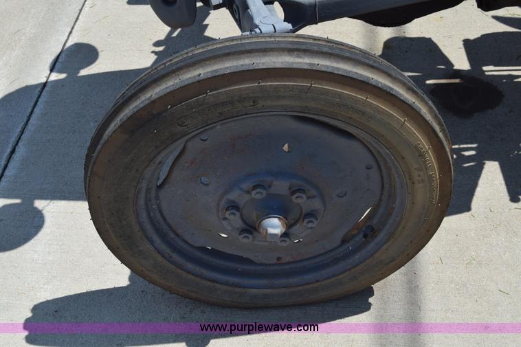 image for item AR9525 1950 Harvey Ferguson tractor