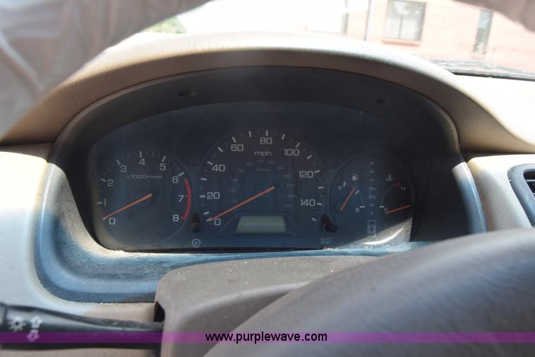 image for item AR9526 2002 Honda Accord