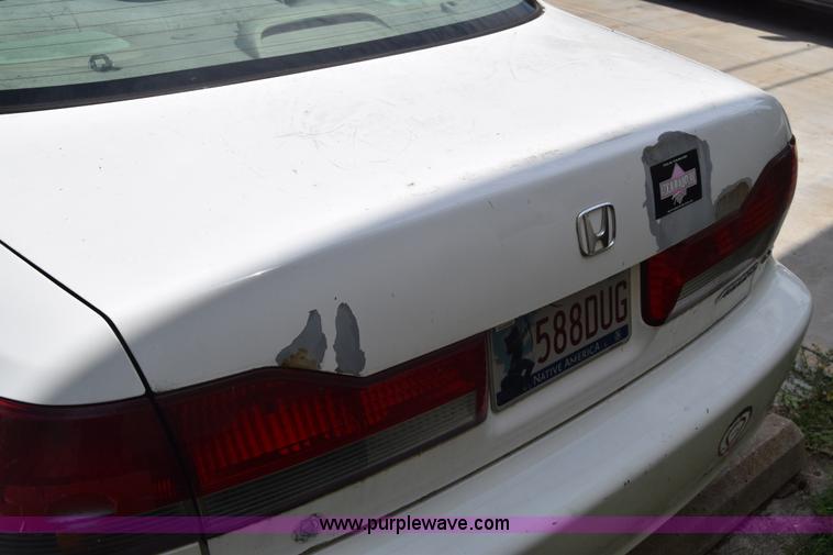 image for item AR9526 2002 Honda Accord