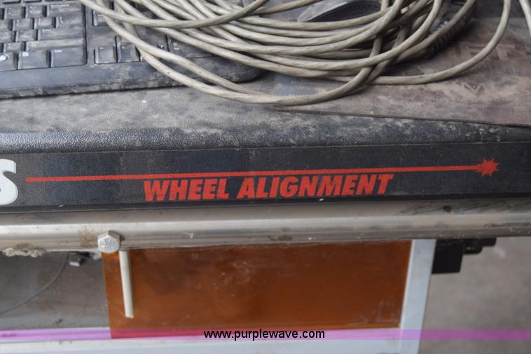 Beeline LC6000 wheel alignment station in Wichita, KS Item AR9534