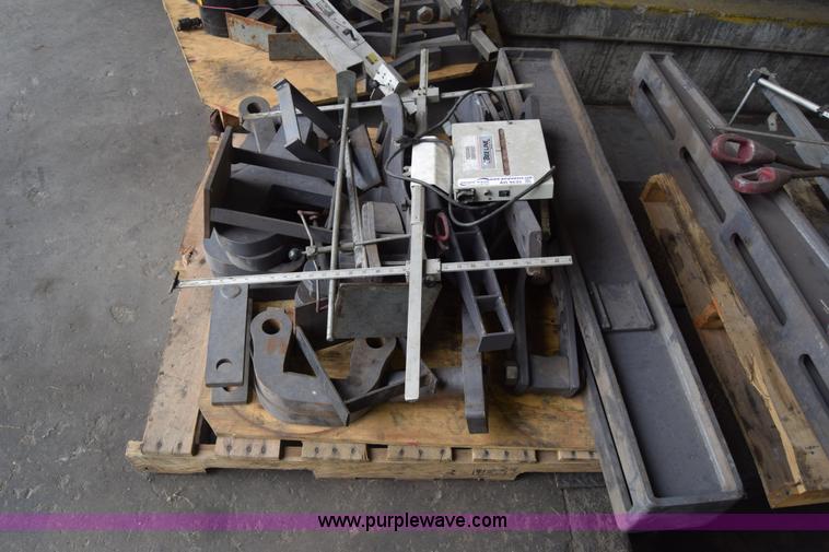 image for item AR9535 Bee-line calibration/alignment equipment