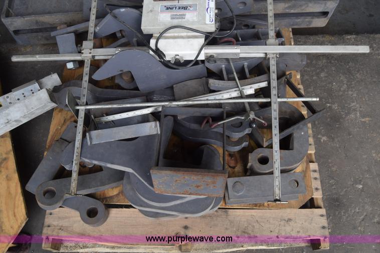 image for item AR9535 Bee-line calibration/alignment equipment