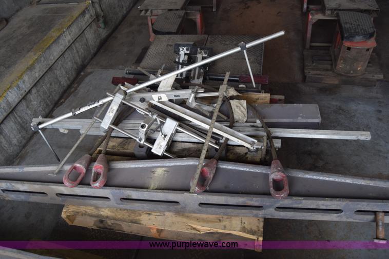 image for item AR9535 Bee-line calibration/alignment equipment