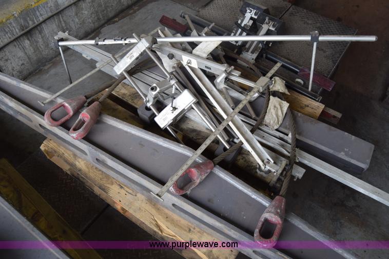 image for item AR9535 Bee-line calibration/alignment equipment