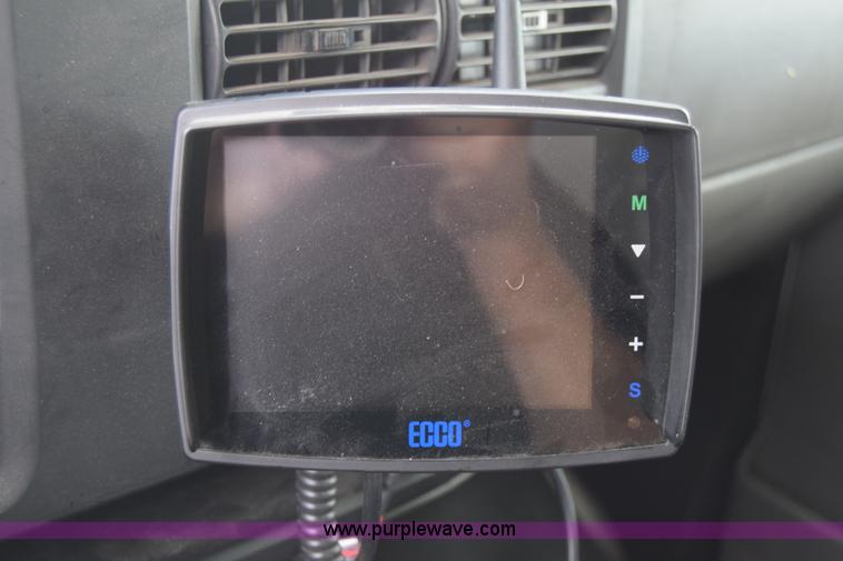 image for item AR9543 2004 GMC Savana G3500 Cargo box truck