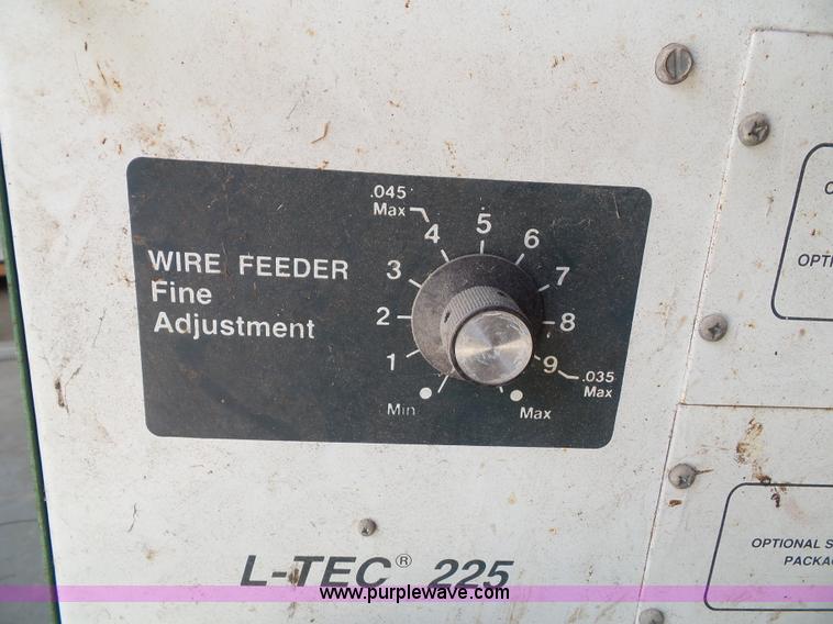image for item BG9412 L-Tec 225 wire feed welder