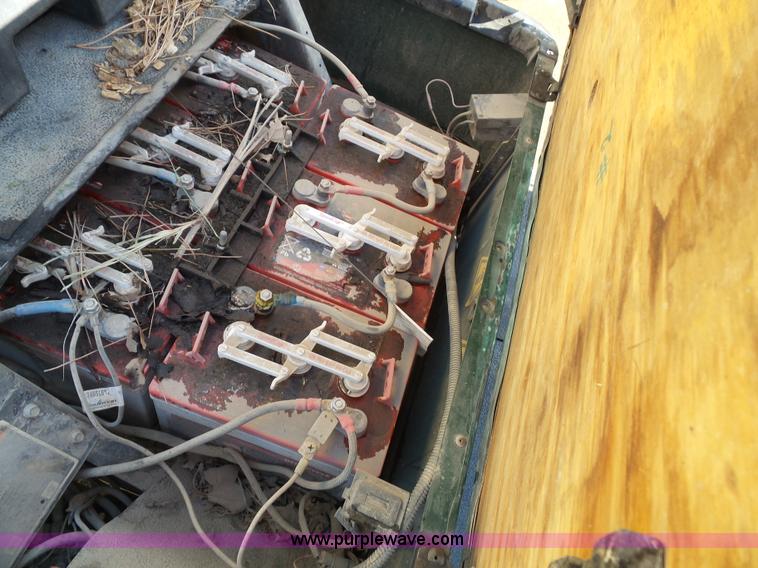 image for item BG9431 EZ GO MPT1000 golf cart