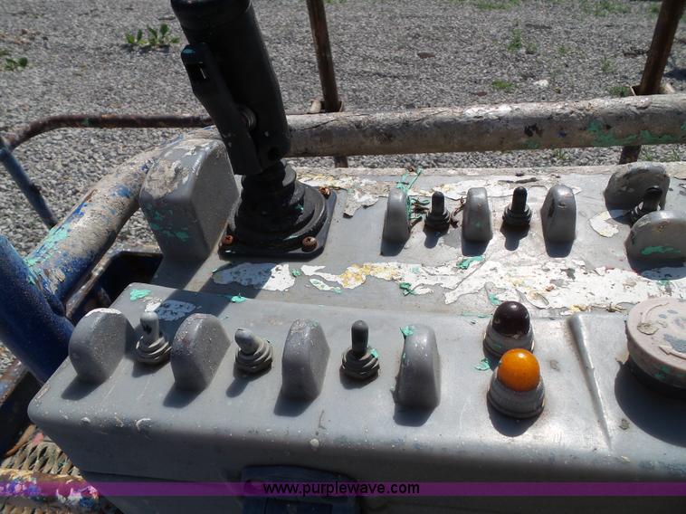 image for item BG9473 1999 Up Right SB60 boom lift