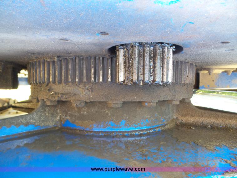 image for item BG9473 1999 Up Right SB60 boom lift