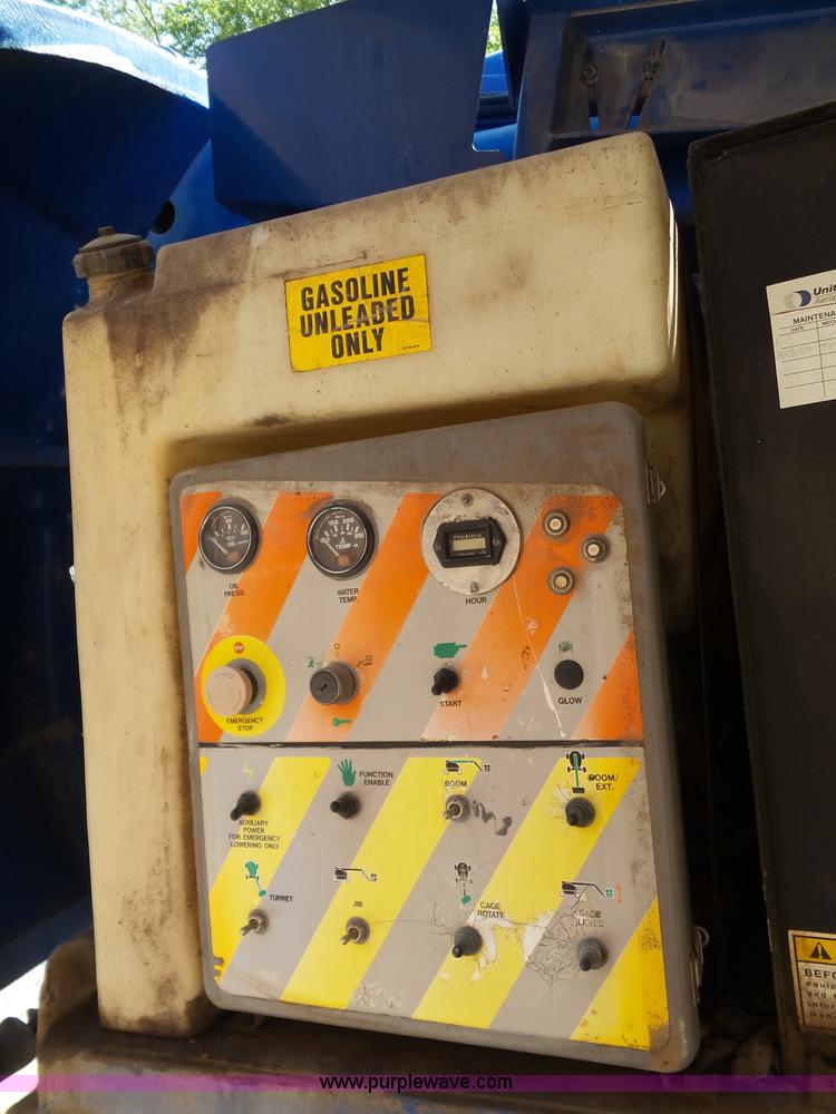 image for item BG9473 1999 Up Right SB60 boom lift