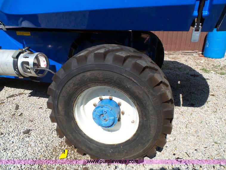 image for item BG9473 1999 Up Right SB60 boom lift