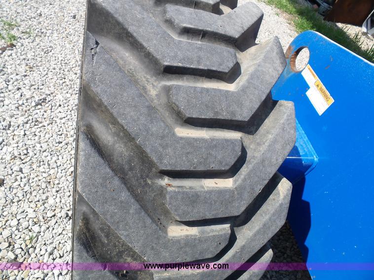 image for item BG9473 1999 Up Right SB60 boom lift