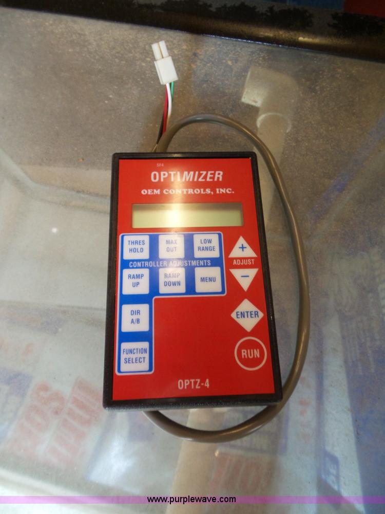 image for item BG9473 1999 Up Right SB60 boom lift