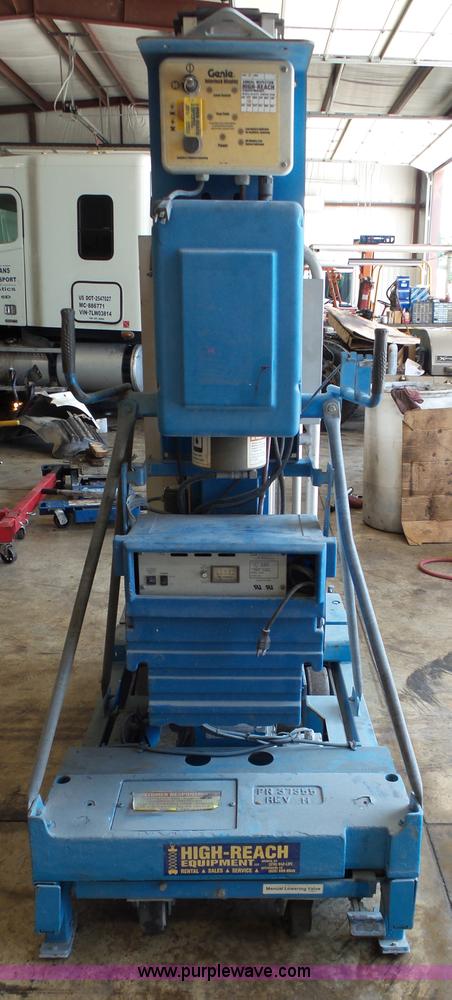 image for item BM9712 Genie IWP-203 vertical lift