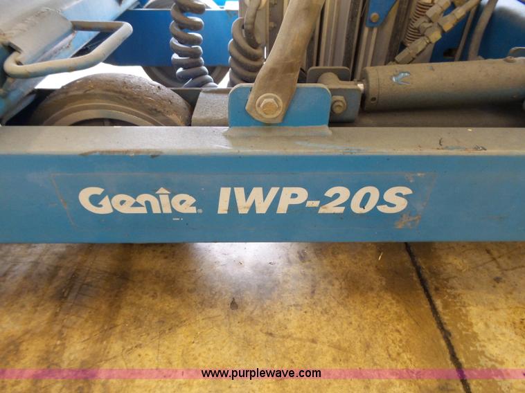 image for item BM9712 Genie IWP-203 vertical lift