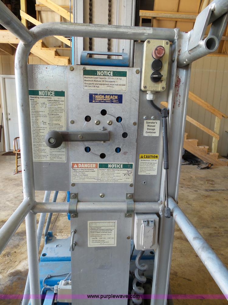 image for item BM9712 Genie IWP-203 vertical lift