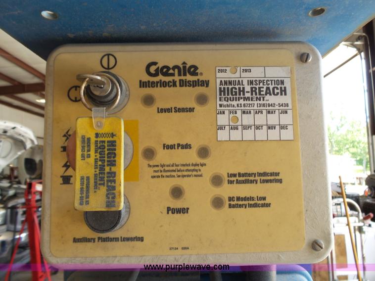 image for item BM9712 Genie IWP-203 vertical lift