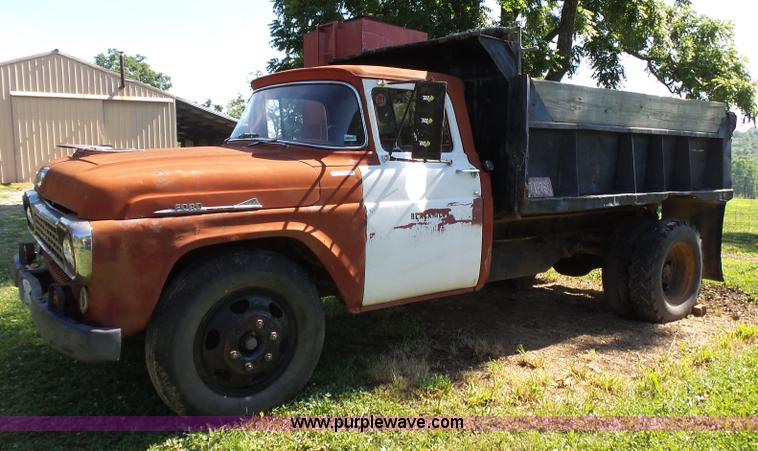 image for item BM9718 1958 Ford dump truck