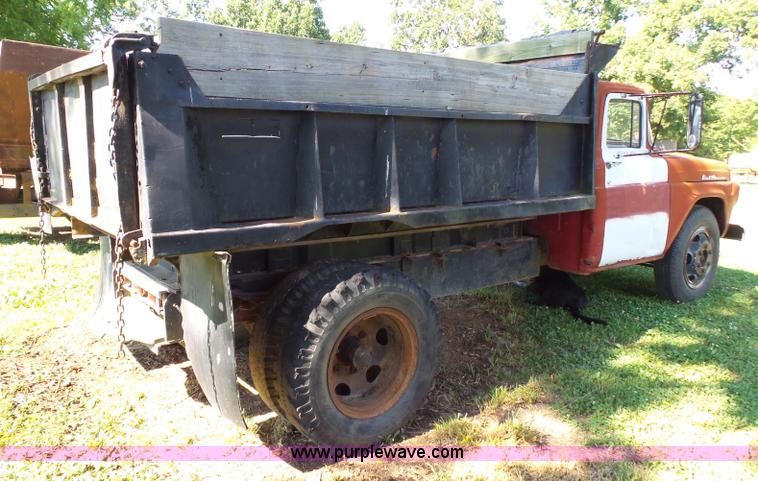 image for item BM9718 1958 Ford dump truck