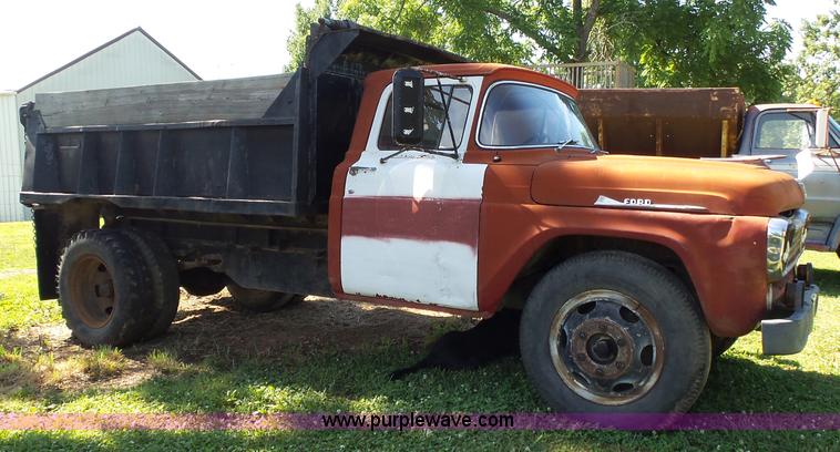 image for item BM9718 1958 Ford dump truck