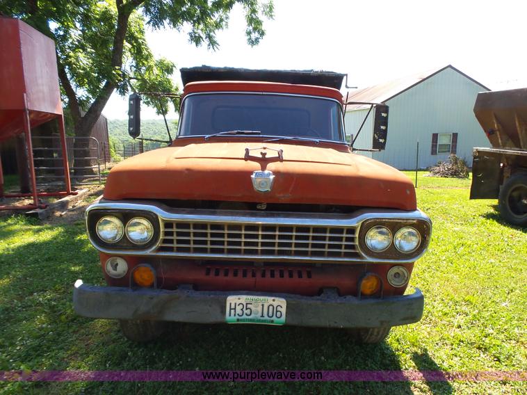 image for item BM9718 1958 Ford dump truck