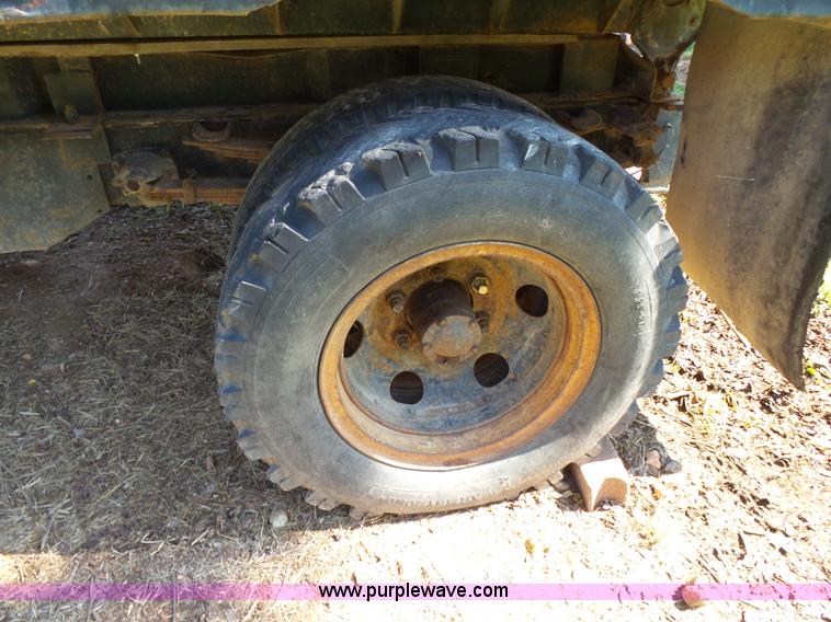 image for item BM9718 1958 Ford dump truck