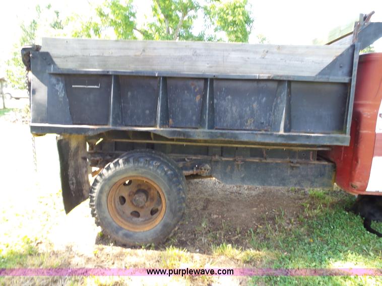image for item BM9718 1958 Ford dump truck