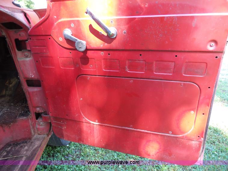 image for item BM9718 1958 Ford dump truck