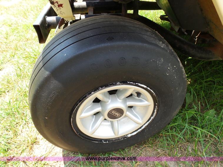 image for item BM9743 Columbia golf cart