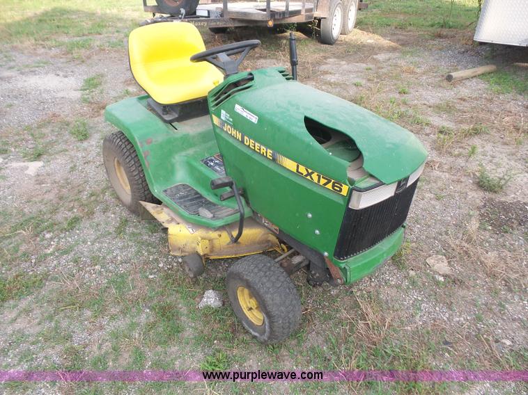 image for item BV9597 John Deere LX176 lawn mower