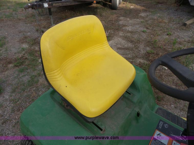 image for item BV9597 John Deere LX176 lawn mower