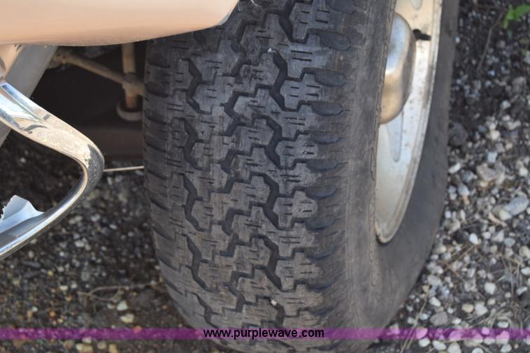 image for item BW9967 1995 Ford Explorer SUV