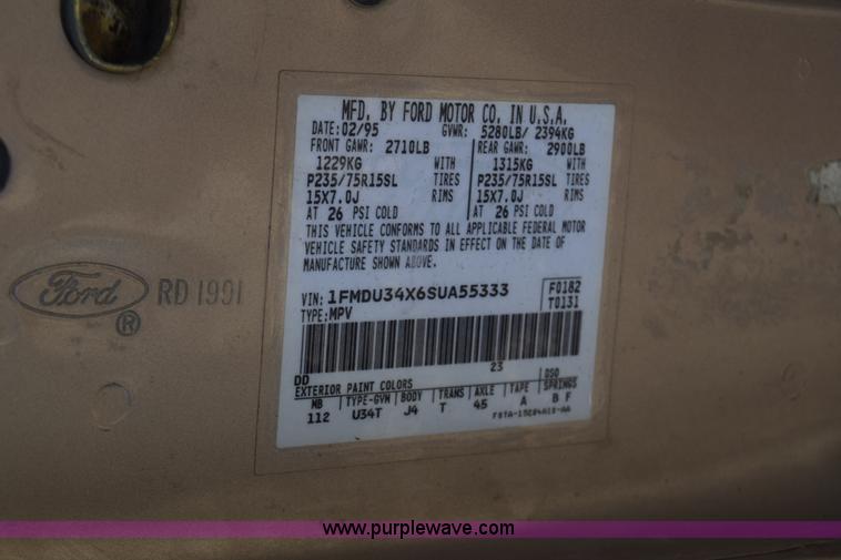 image for item BW9967 1995 Ford Explorer SUV