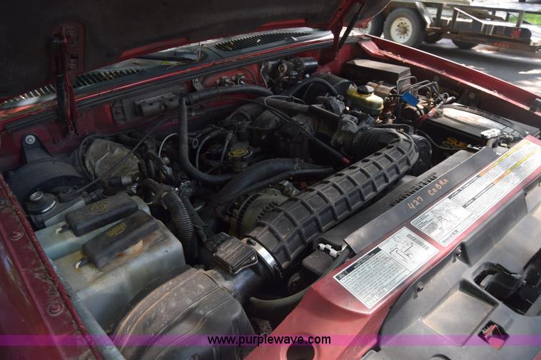 image for item BW9995 2000 Ford Explorer Sport SUV