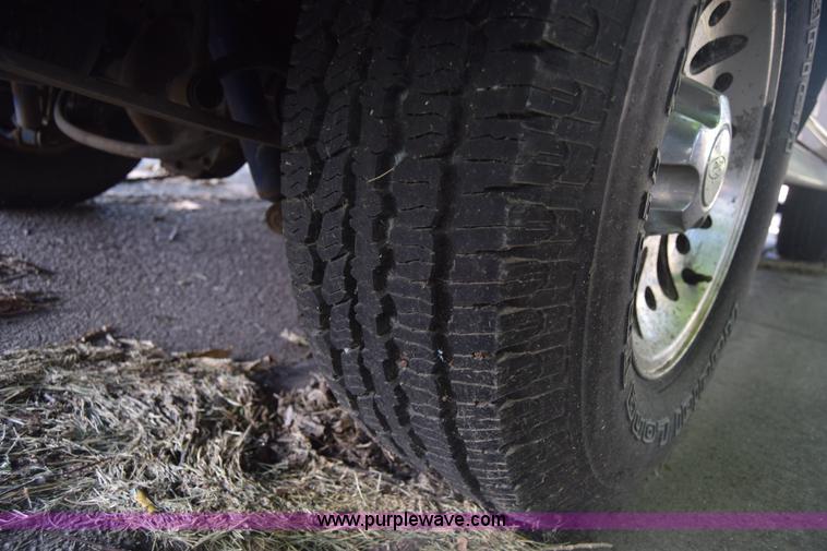 image for item BW9995 2000 Ford Explorer Sport SUV