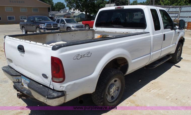 image for item BZ9762 2007 Ford F250 Super Duty SuperCab pickup truck