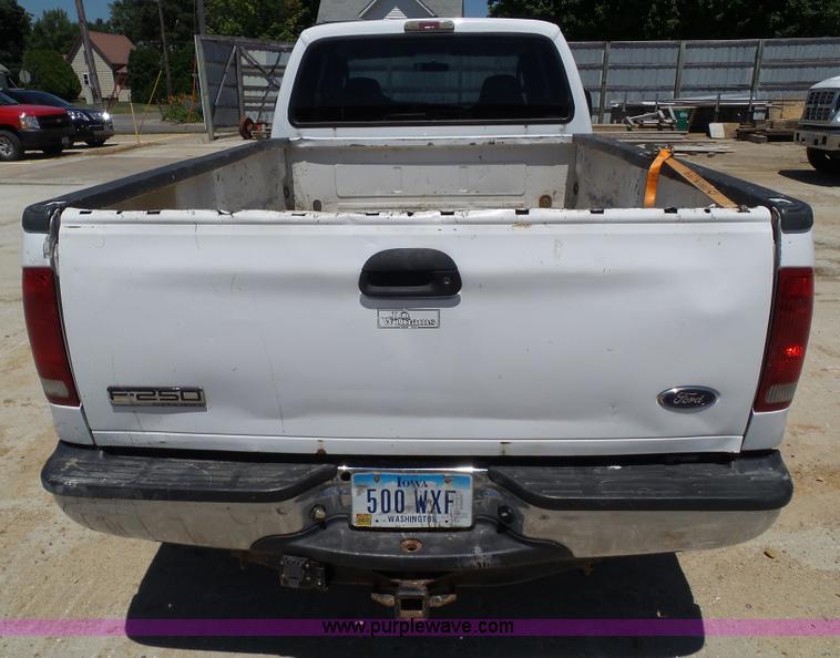 image for item BZ9762 2007 Ford F250 Super Duty SuperCab pickup truck