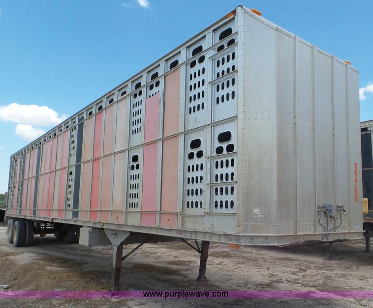 image for item CC9844 1995 Barrett Hog Deck livestock trailer