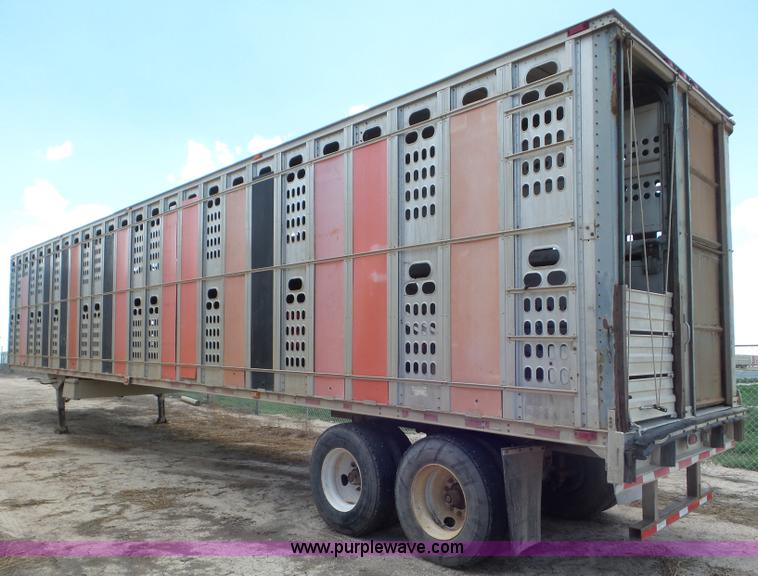 image for item CC9844 1995 Barrett Hog Deck livestock trailer